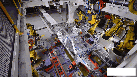 1.上海通用金橋工廠：386臺(tái)機(jī)器人