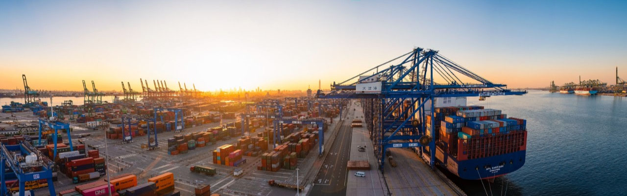 世界一流港口多式聯(lián)運(yùn)發(fā)展大會(huì)在津召開(kāi)