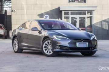 特斯拉發(fā)動新年攻勢：新能源汽車“激戰(zhàn)”在即