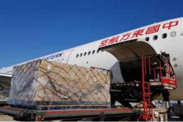 馳援至少已達(dá)數(shù)百噸，為何依然物資告急？