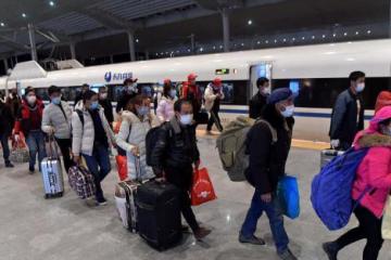 經(jīng)濟戰(zhàn)“疫”錄：人流物流交通“回暖” 順暢經(jīng)濟“動脈”