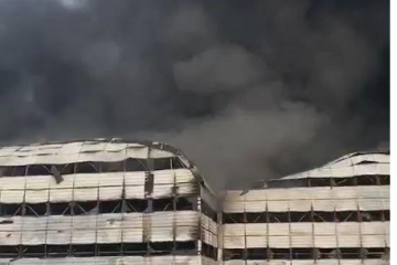 突發(fā)！鄭州中牟一物流園區(qū)著大火，大量TCL電器被燒毀