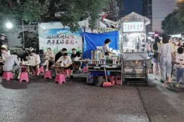 地?cái)偨?jīng)濟(jì)出現(xiàn)一放就亂的情況，應(yīng)該怎么辦