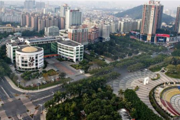 京東投300億，華為投100億，這個城市有望成為下個經(jīng)濟中心？