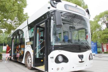 智能駕駛“開”到哪兒了？規(guī)?；瘧?yīng)用仍很遙遠(yuǎn)