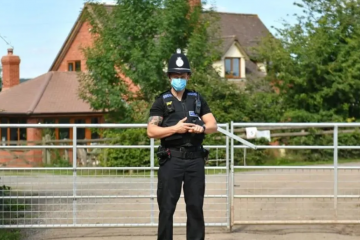 英國(guó)蔬菜農(nóng)場(chǎng)、服裝倉(cāng)庫(kù)出現(xiàn)疫情，這20城面臨二次封鎖！IC疫苗最快明年初上市