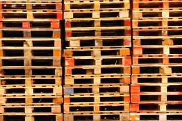 倉儲運營知識貼：如何選擇合適的托盤？