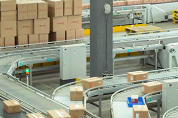 德馬輸送分揀系統(tǒng)在新零售商超行業(yè)的應用