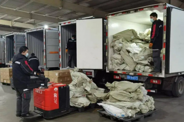 援“瓊”抗疫 快遞公司在行動(dòng)