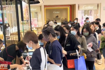 線下商場(chǎng)卷起來(lái)，就沒李佳琦什么事了