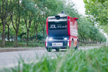 京東物流11.11投用超700臺(tái)無(wú)人車，智能快遞車配送單量增長(zhǎng)300%