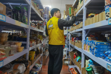 與商超便利店巨頭內(nèi)卷“即時(shí)零售”