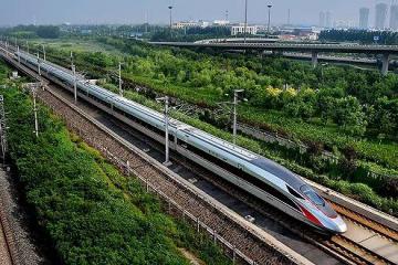 全國鐵路實施新的列車運行圖