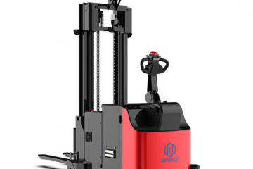 如何用AGV叉車打造新零售無人倉儲 