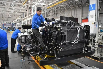 趕訂單、擴(kuò)產(chǎn)能、增質(zhì)效——聽(tīng)，來(lái)自生產(chǎn)一線的信心