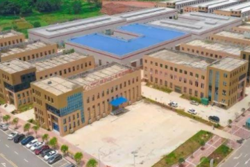 邵陽市農(nóng)產(chǎn)品冷鏈物流園項(xiàng)目建設(shè)正酣