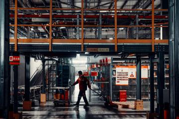 新能源首次！京東物流牽手零跑汽車，全國(guó)四地分倉(cāng)提升供應(yīng)鏈效率