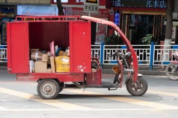 百萬(wàn)快遞員生存狀況調(diào)查！通達(dá)系加盟商的日子為何越來(lái)越難？