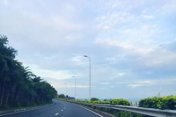 快遞業(yè)，從拼“速度”到比“綠色”