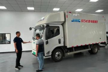 江鈴樂行新能源布局品牌新網(wǎng)，開設(shè)多家線下專營店