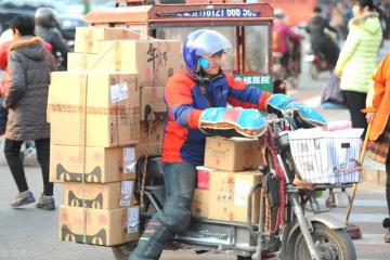 相比“春節(jié)不打烊”口號(hào)，讓小哥按時(shí)返崗更重要