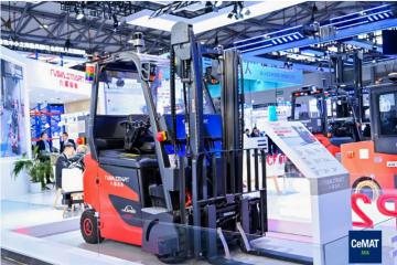 「全球首發(fā)」九曜智能室外無人抱夾車/板夾車5噸載重/三層堆疊/超高舉升