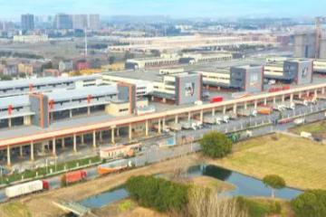 DeepSeek的蛋糕，順豐京東通達(dá)兔誰(shuí)先咬了一口？