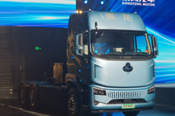 省電全能王來了！乘龍翼威5引領新能源重卡技術革命