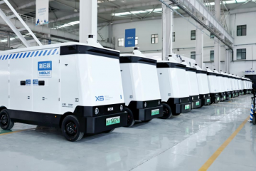 新石器無(wú)人車部署超7500輛，規(guī)模穩(wěn)居全球首位