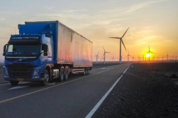 貨車超載“全民共謀”，為何屢禁不止？！