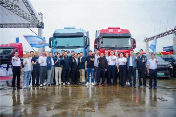 乘龍卡車萬里長測：錨定“一帶一路”，見證中國物流脊梁