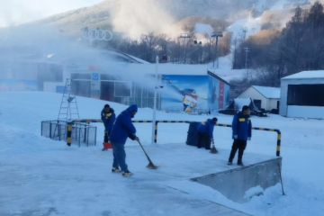 德邦快遞服務(wù)雪場(chǎng)版圖升級(jí)：北大湖開(kāi)板點(diǎn)燃冰雪經(jīng)濟(jì)新引擎