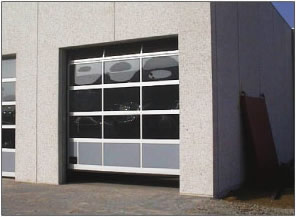 供應(yīng)闊福142工業(yè)滑升門(mén)