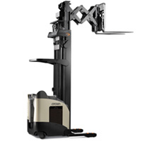 美國(guó)科朗叉車(chē)(CROWN)3000磅普通座駕前移式窄通道叉車(chē)