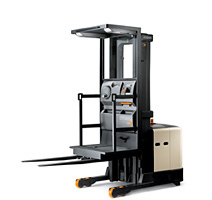 美國(guó)皇冠叉車(chē)(CROWN)3000磅電動(dòng)揀選車(chē)