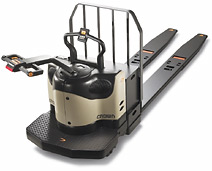 美國皇冠叉車(CROWN)6000-8000磅站板式電動托盤搬運叉車
