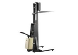 美國科朗(CROWN)M Series步行式全自動電動堆高機(jī)