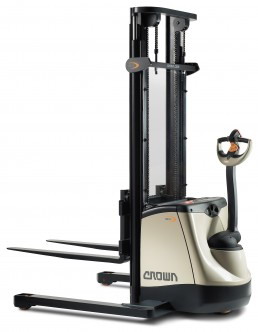 美國科朗(CROWN)SX 3000 1.35全自動(dòng)堆高機(jī)