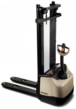 美國科朗(CROWN)WF3000-1.2全自動(dòng)堆高機(jī)