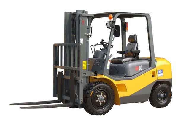 山推SF30AC/SF30TC內(nèi)燃平衡重叉車(chē)