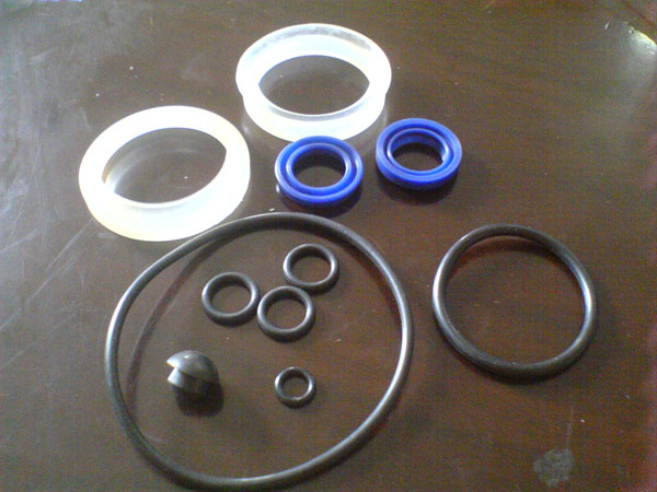 2T升高車密封圈