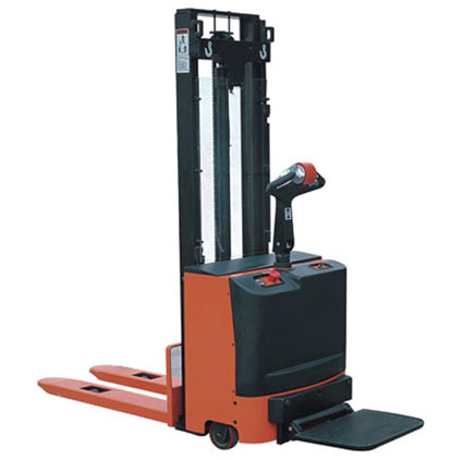 全電動(dòng)堆高車(chē)CL系列