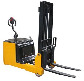 CPD平衡重式電動(dòng)堆高車(chē)