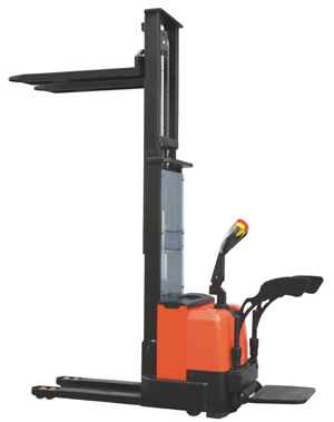 CS15XX(FFL)全電動堆高車