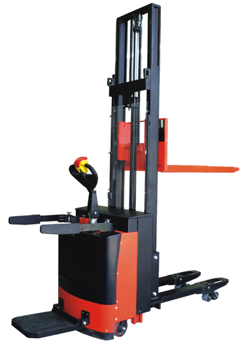 CLD1032全電動(dòng)堆高車