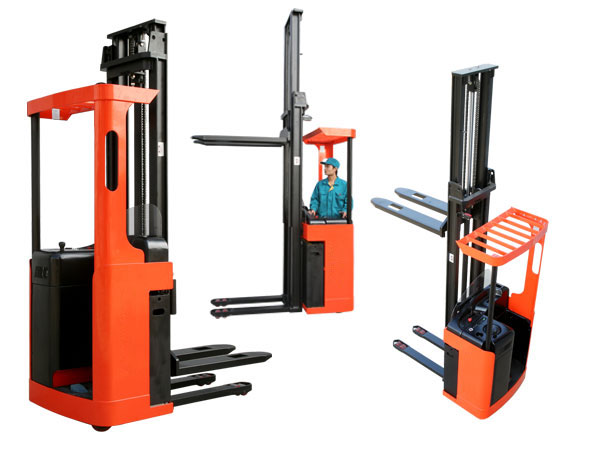 站駕式全電動堆高車-RS16