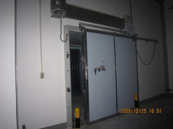 電動(dòng)平移冷庫(kù)門