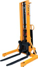 半電動堆高車ＭＷ型