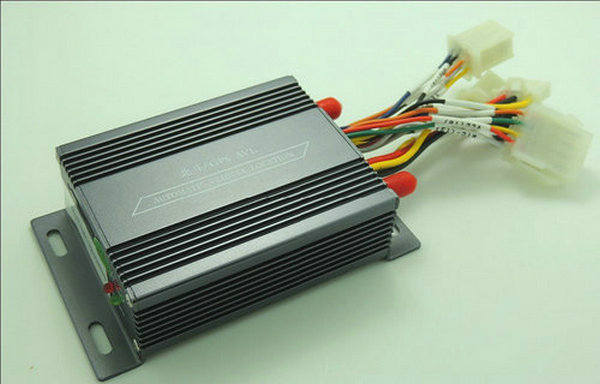 北斗定位  北斗車載終端  GPS車載定位 油量檢測GPS  混凝土正反轉(zhuǎn)