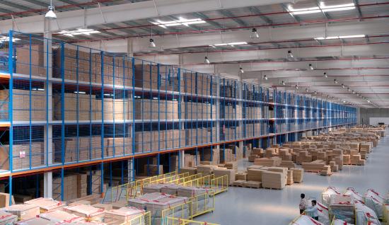 廠家直銷倉儲(chǔ)貨架重型貨架